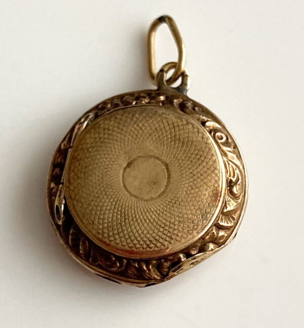 klein victoriaans medaillon